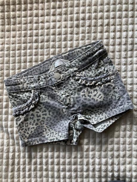 Leo kraťasky, h&m,104