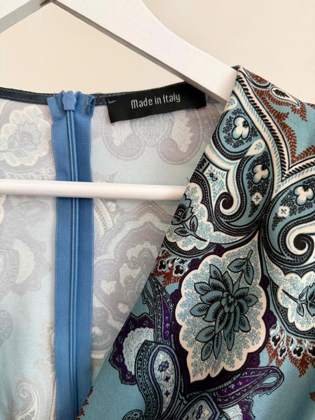 Elegantné šaty made in italy, s