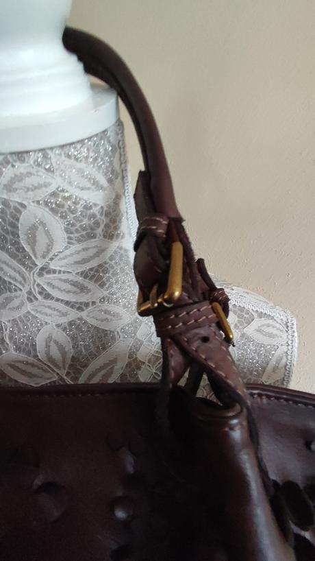 Dámska kožená kabelka, 