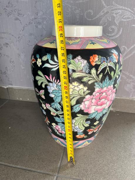 Ručne maľované čínske vazy,