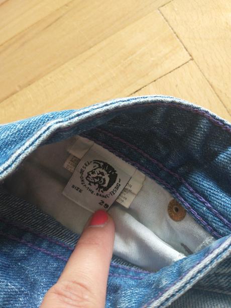 Damske rifle dzinsy diesel, velkost 28, diesel,m