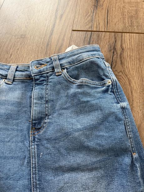 Dlha riflovka sukňa ll veľkosť xxs, bershka,xs