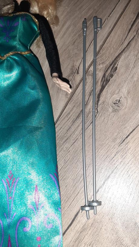 Mattel 2014 disney frozen ice skating elsa articul,