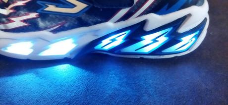 Svetielkujuce skechers, skechers,32