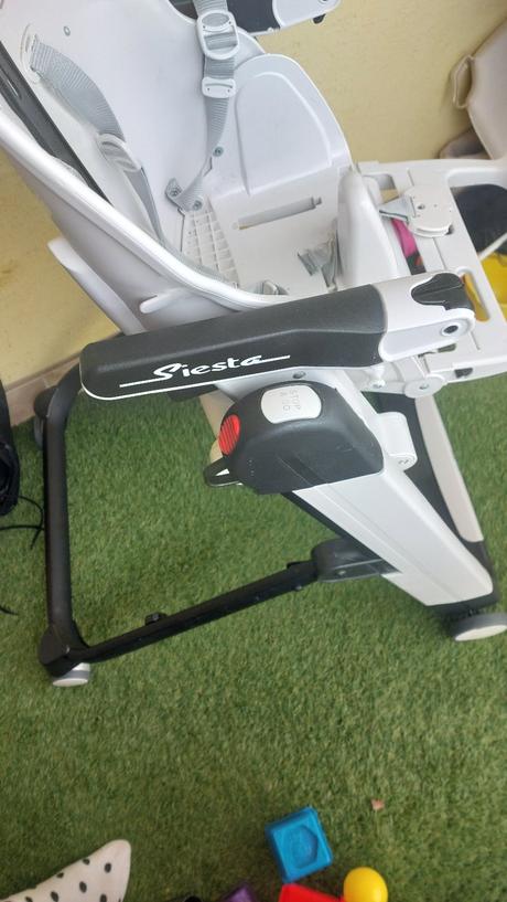 Jedalenska stolicka peg-pérego siesta, peg-pérego