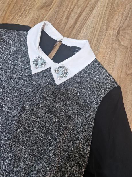 Svetrik s koselou v 1, atmosphere,38