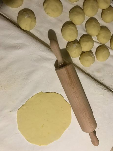 Čerstvé domáce zemiakové lokše,