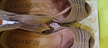 Sandálky, lasocki,38