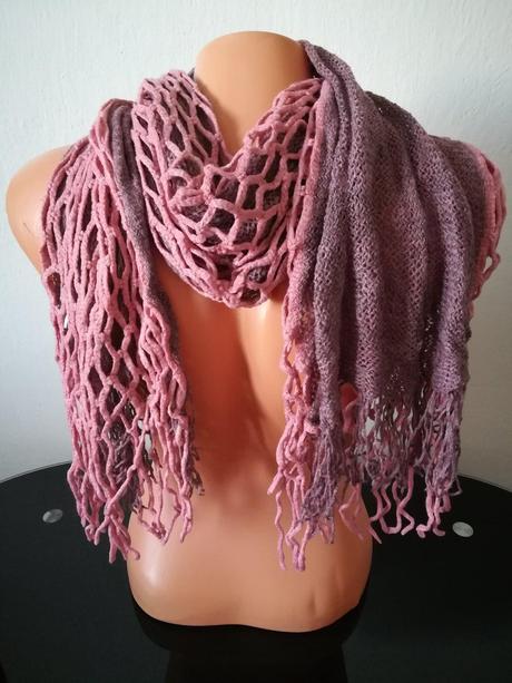 Šál staroružovej farby, 