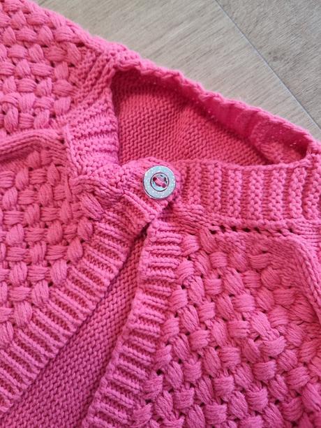 Nový, ružový svetrík, 74
