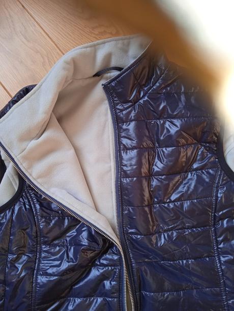 Dámska zateplená vesta, 46