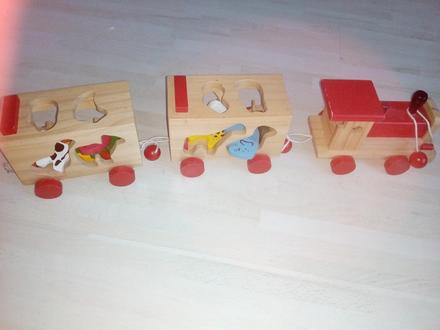 Drevený vláčik so zvieratami,