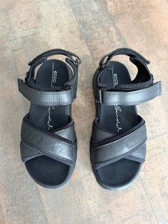 Sandalky ecco, ecco,35