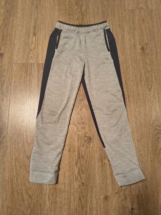 Tepláky, decathlon,140