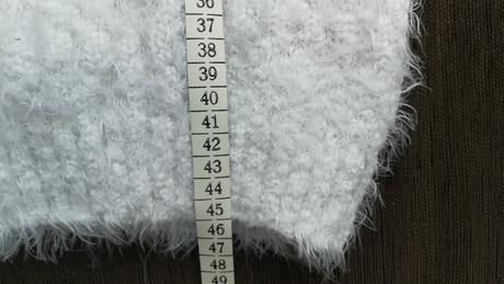 Sveter so snehuliakom, tu,116