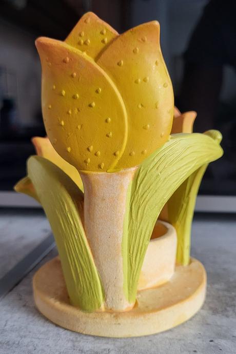 Keramický svietnik tulipán,