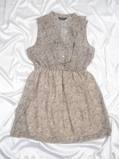 Kvalitné letné šaty internacionale, 40