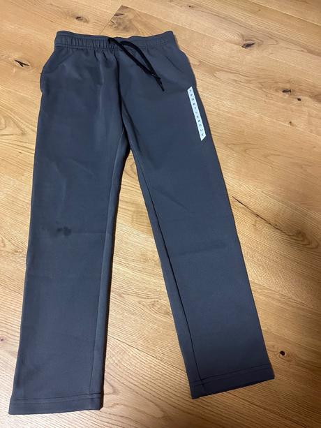 Športové tepláky, h&m,134