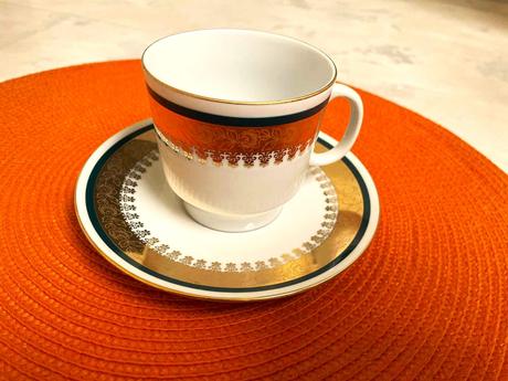 Porcelánová kávová súprava,