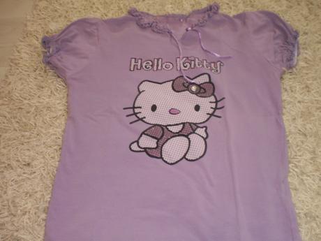Fialové tričko s motívom hello kitty, 104