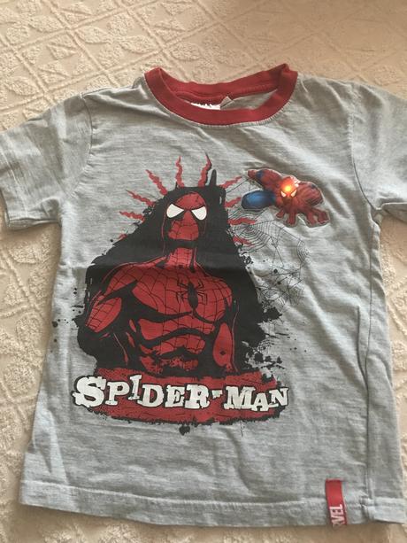 Svietiaci spiderman tricko, marvel,116