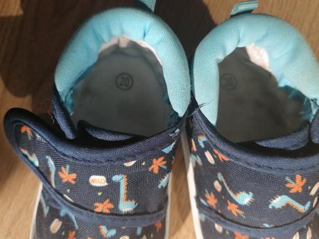 Topánočky s potlačou dinosaurov, h&m,20