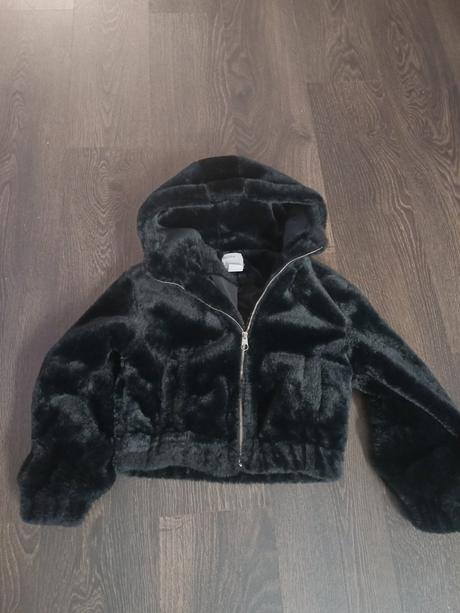 Kožuštek berschka, bershka,140
