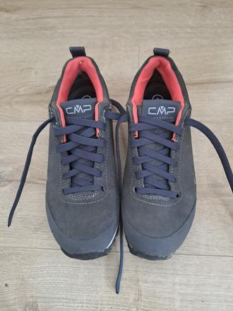 Trekkingove topánky, 37