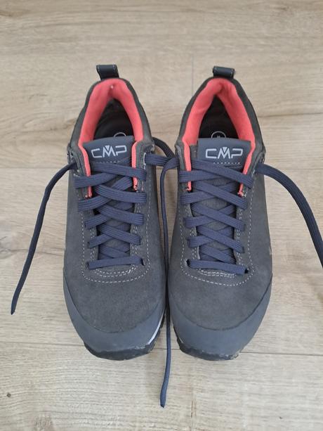 Trekkingove topánky, 37