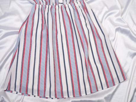 Kvalitné letné šaty monteau, s