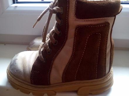 Kožené kotnikove topanky č.26, protetika,26