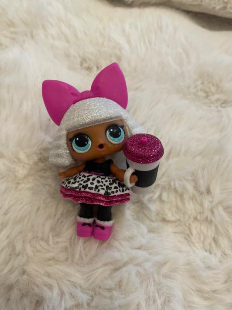 L.o.l surprise figurky, 