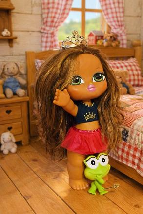 Krásna veľká bratz bábika,