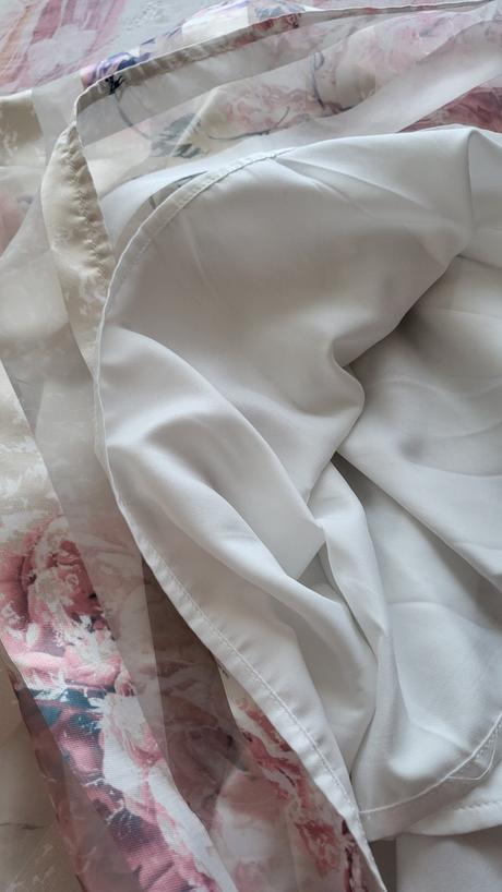 Krásna sukňa akcia, 34