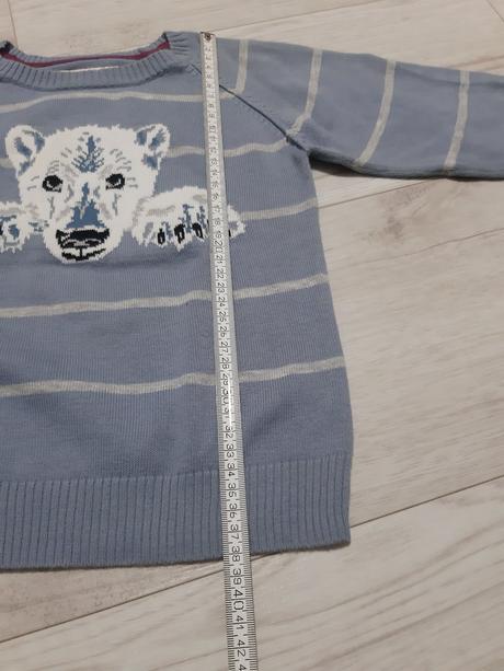 Svetrik s ladovym medvedom, marks & spencer,98