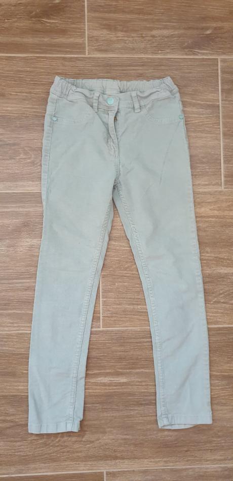 Lesklé nohavice č.134-140, 134