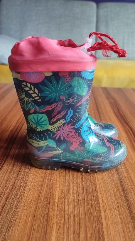 Gumáky, coccodrillo,27