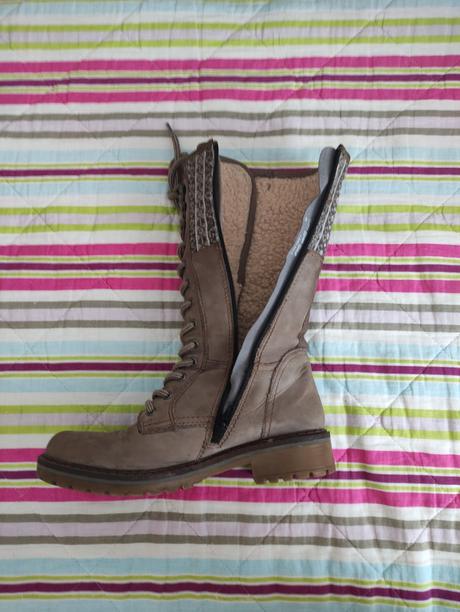 Svetlohnede cizmy, deichmann,38