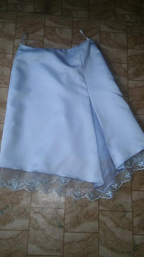 Spolocenske korzetove saty, 38