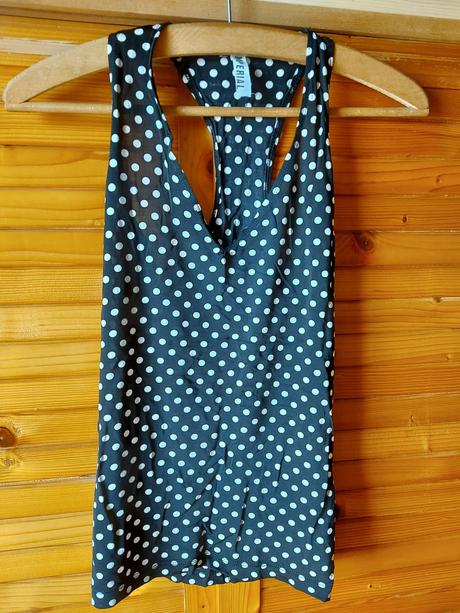 Jemný bodkovaný top, xs