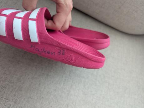 Šľapky, adidas,34