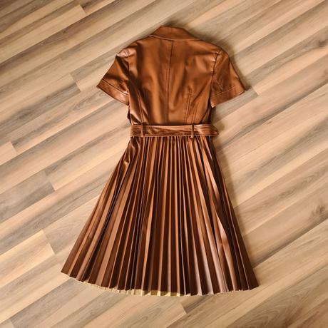 Plisované šaty, guess,34 / xs