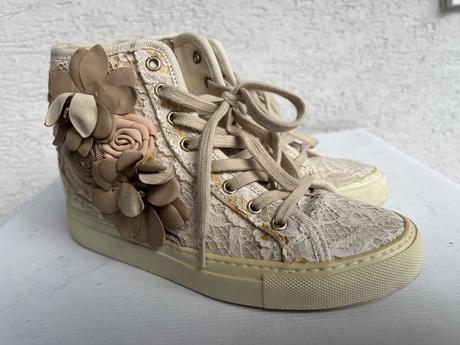 Twinset krasne cipkovane tenisky 36 na styl chloe, 36