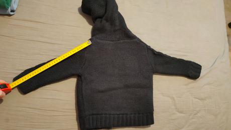 Svetrík 80-92, lupilu,86