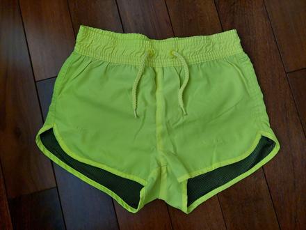 Športové šortky, 140