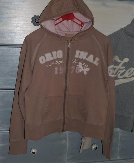 Mikina + šedá mikina grátis, 152