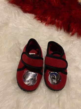 Papučky super stav, 25