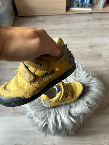 Blikajúce topánky, d.d.step,27