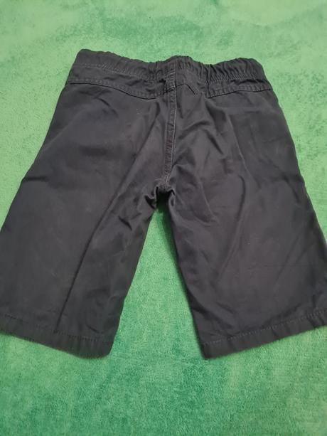 Krátke nohavice, c&a,134