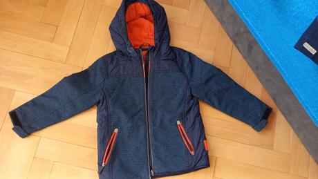 Krásna prechodná softshelova bunda, c&a,122
